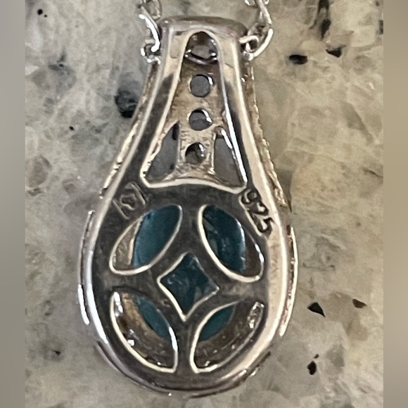 Blue Topaz with Diamond accent Pendant Necklace *Not Mejuri* - Picture 4 of 5
